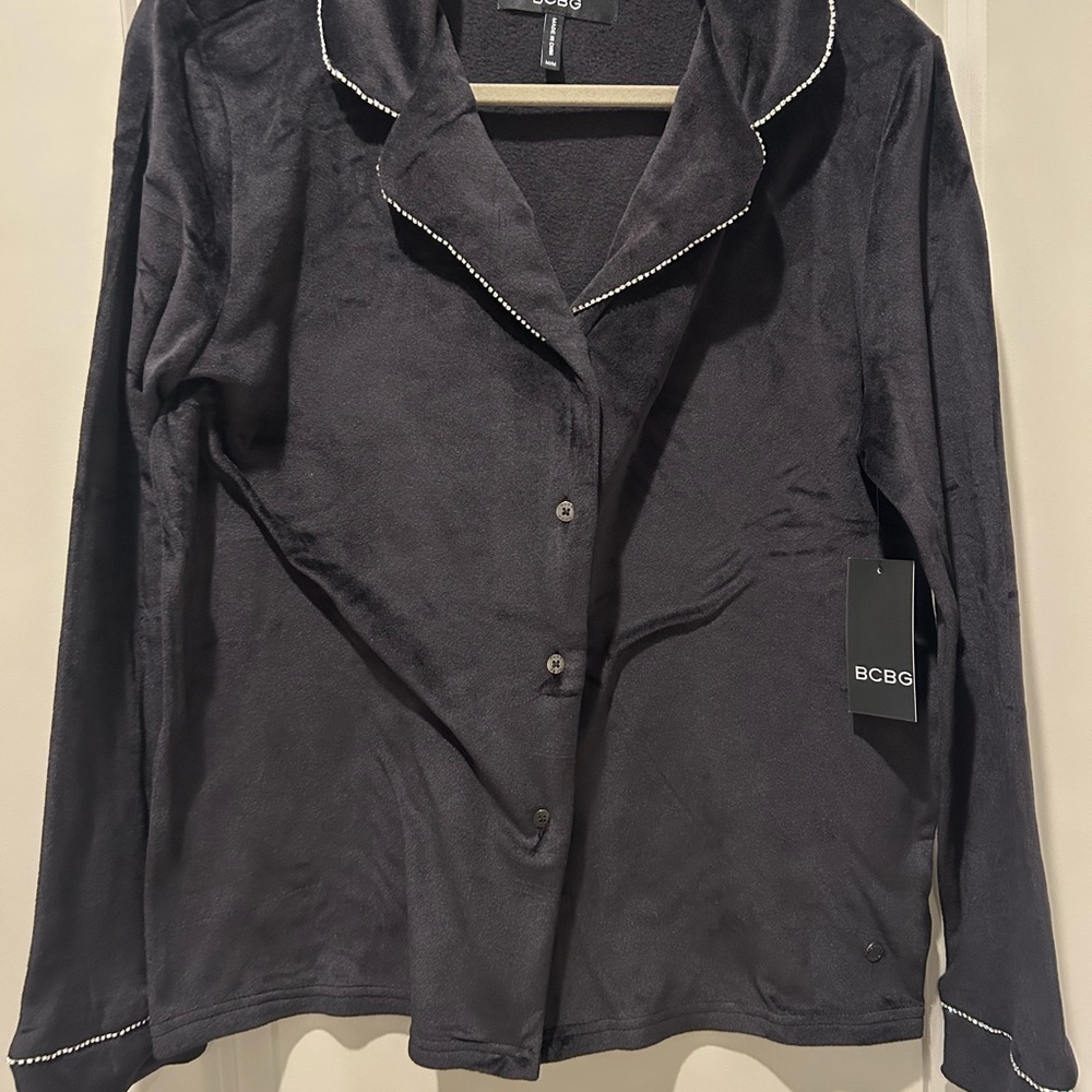 ✨NWT✨ BCBG Black Velour Button-Up Shirt w/rhinestones